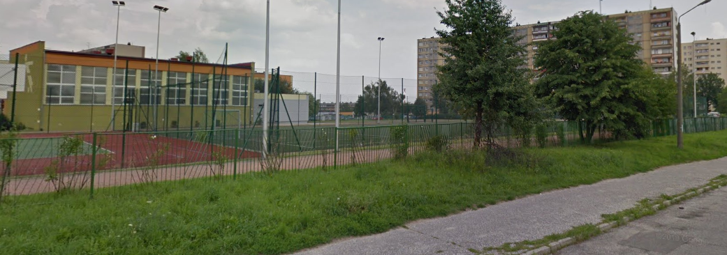Koronawirus - orliki, place zabaw oraz siłownie pod chmurką zamknięte