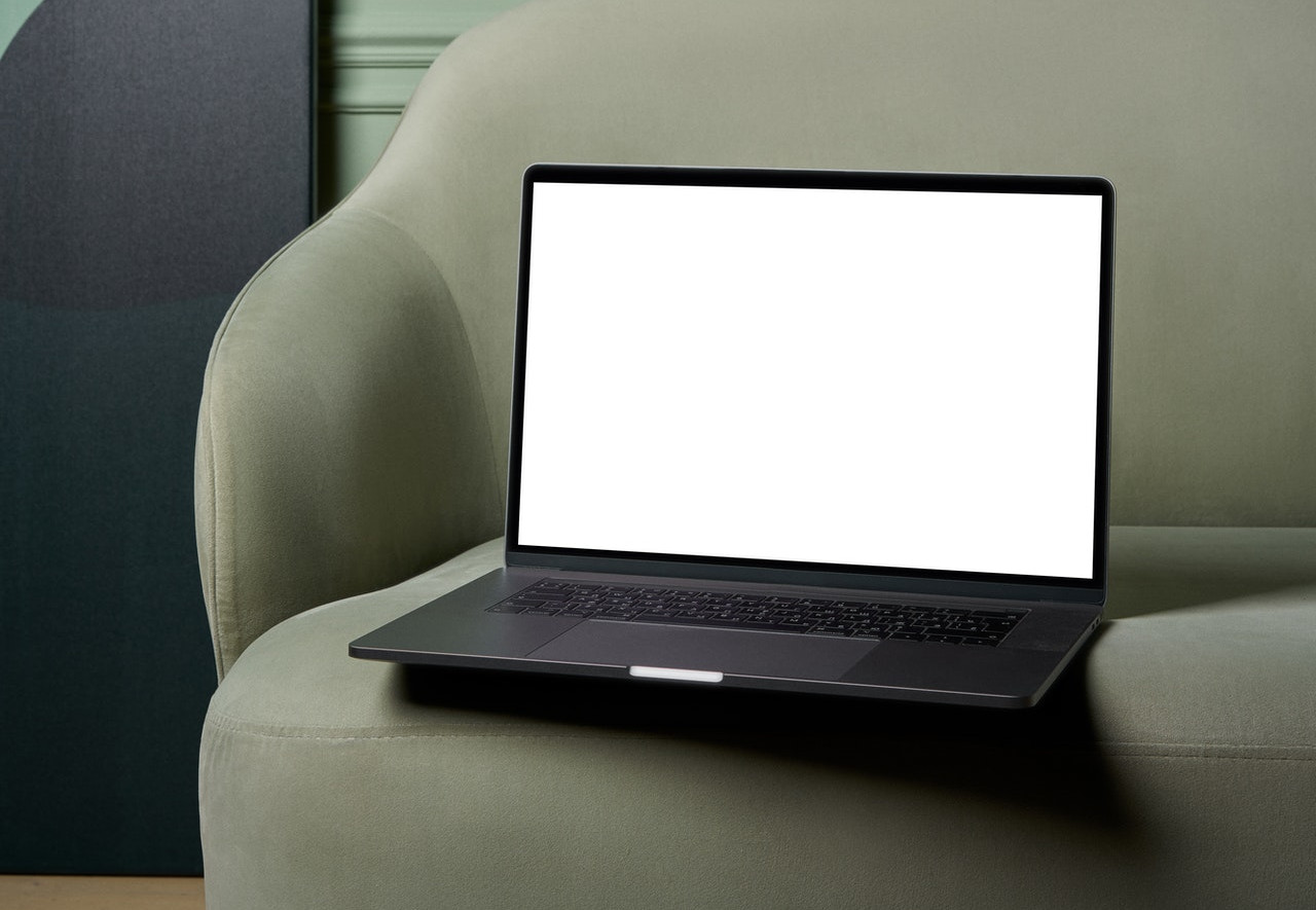 Laptopy dla rodzin byłych pracowników PPGR. Nabór wniosków do 3 listopada!