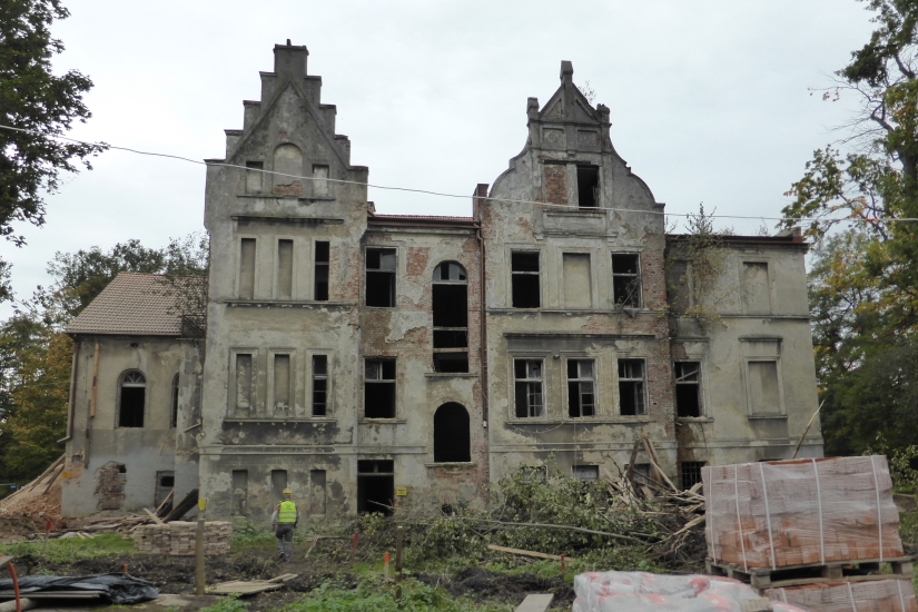 Renowacja Pałacu w Baranowicach - prawe trwają