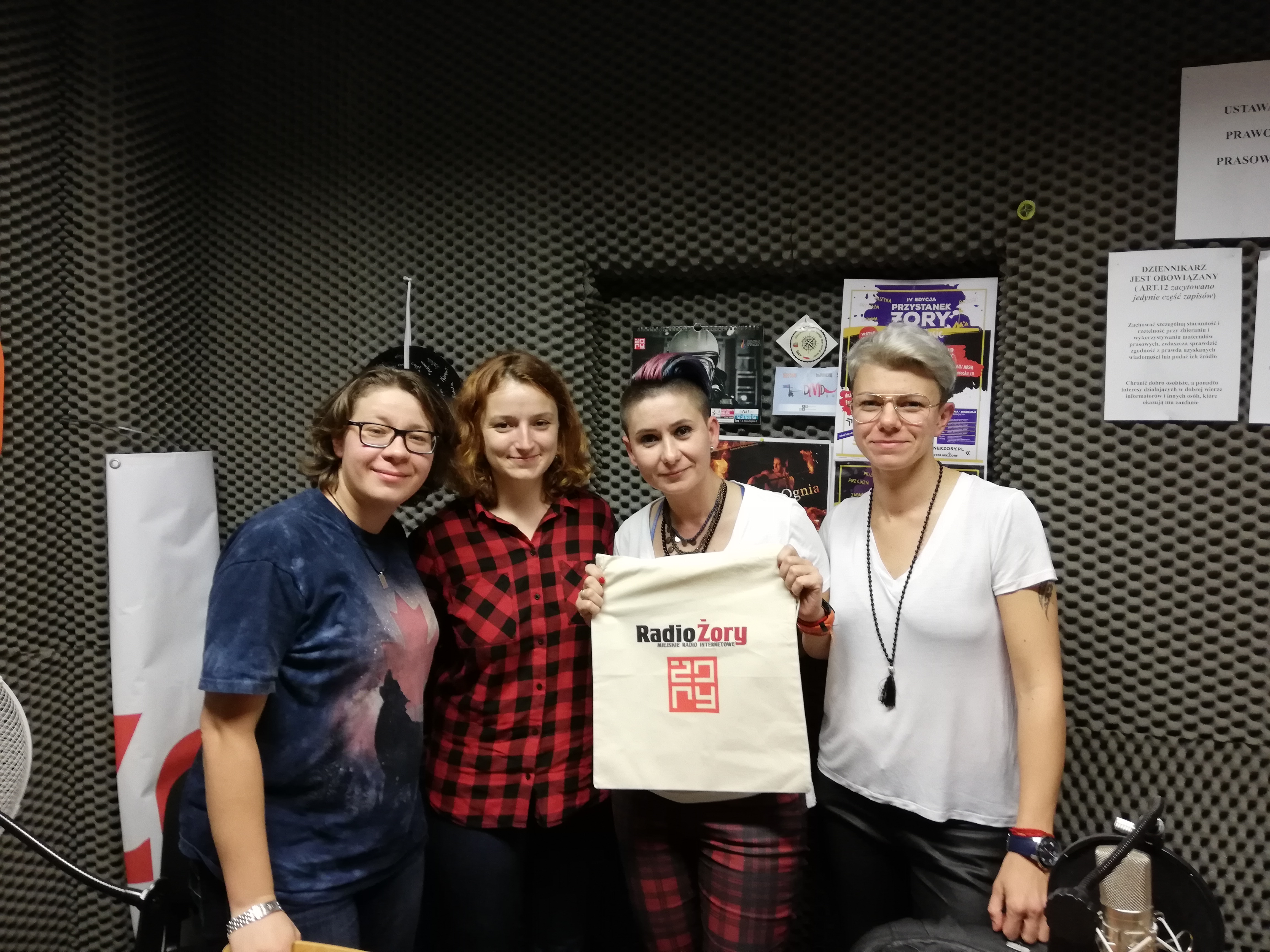 Rajzefiber #47 - Kambodża okiem wolontariuszek