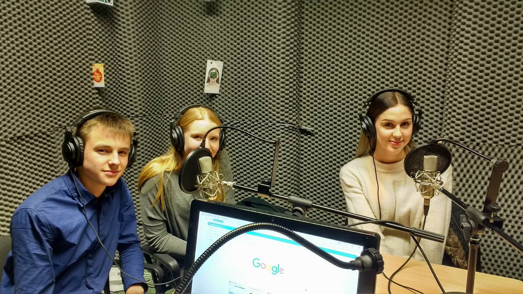 Audycja z gościnnym udziałem Karoliny Ziaji, Ewy Pawliczek i Pawła Gwoździa